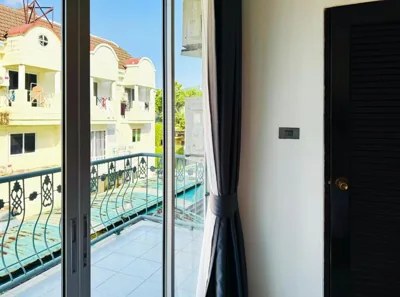 M2 Room For Rent – Foto 5